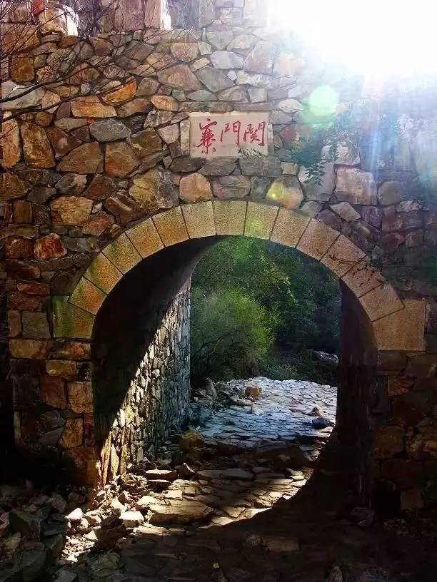 旅游盘点辽宁四大古迹,辽宁这小县城藏着三个国宝级古迹