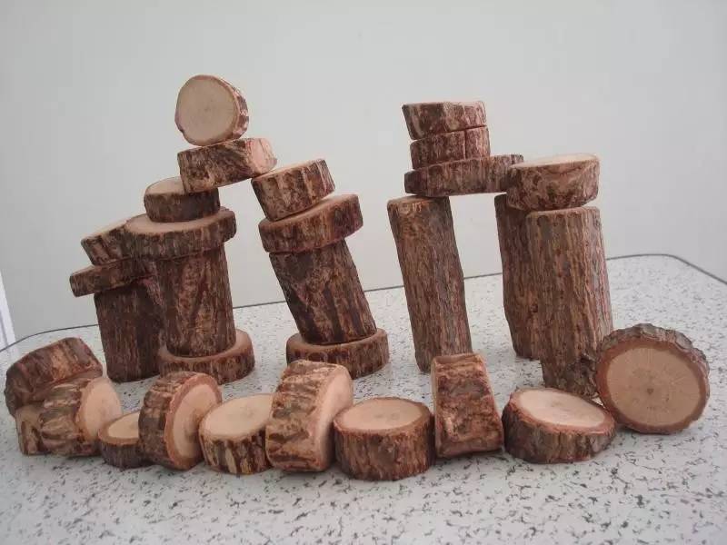 宝宝成长中必备玩具有哪些 (宝宝成长必买玩具)