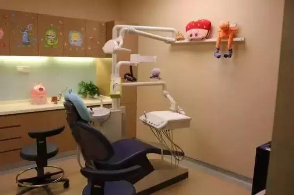 顾客回头率1:6,这家齿科在摸索“中国特色”连锁之路