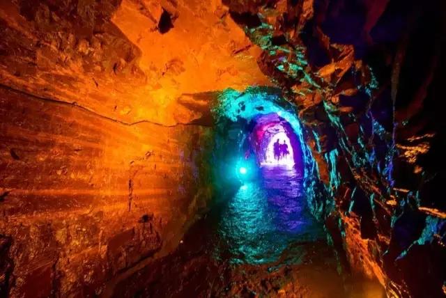 悬泉飞瀑的风景图,悬泉山瀑布在什么地方