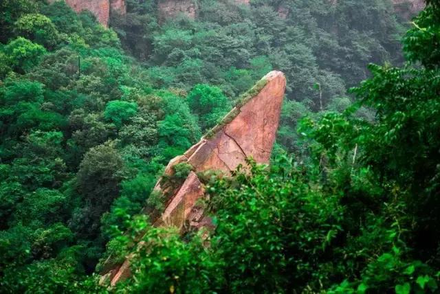 悬泉飞瀑的风景图,悬泉山瀑布在什么地方