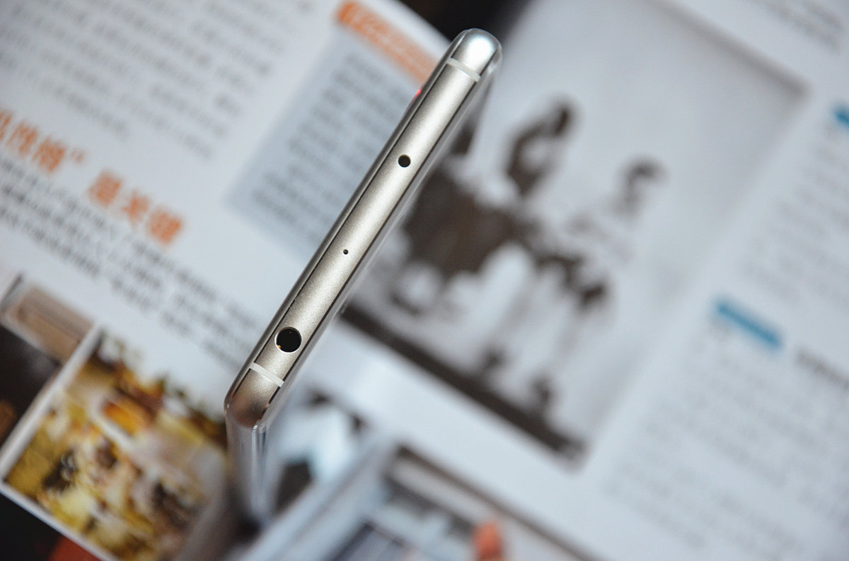 搭载骁龙820,4G+64G,跑分13万!努比亚Z11体验