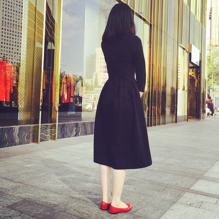 减龄美丽的连衣裙穿起来尽显高端,初秋新款连衣裙美到窒息