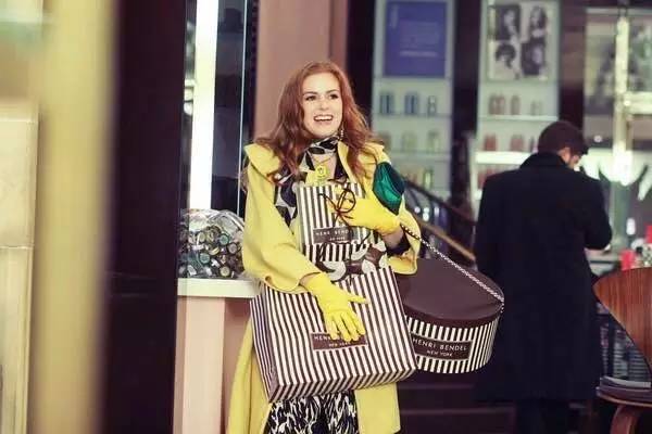 一个购物狂的自白电影完整版,一个购物狂的自白完整版