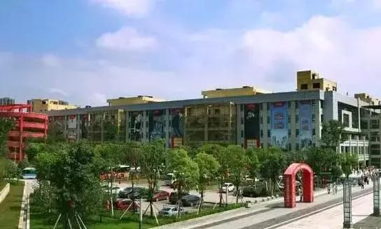 “新朝天门”迎龙迎客停车方便优惠多多你只管买买买