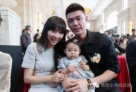 见证他们,国足太太团全曝光美丑立见高下