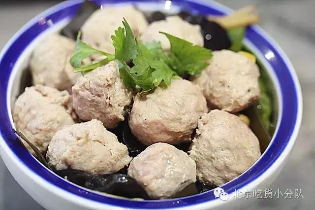 这道菜一上桌就勾起人动筷的欲望,这道菜只用两分钟就能学会