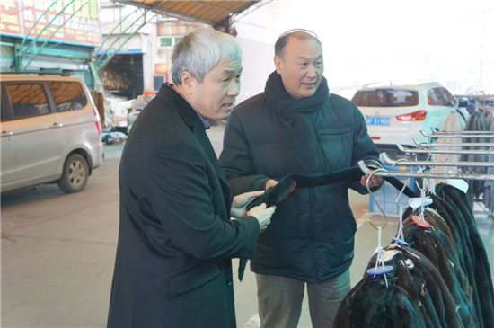 明确产业发展特色定位,明确发展方向和定位