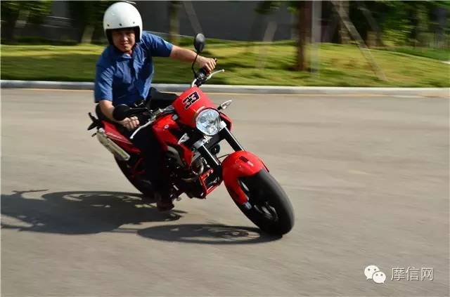 评测拿铁dht,拿铁机车测评