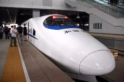 太原出发8个半小时就能到上海，这些门票免费！9月坐高铁去外滩