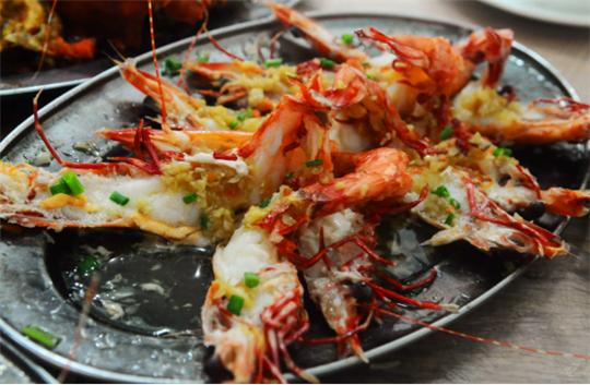 和闺蜜一起去三亚旅游的视频,和闺蜜去三亚旅游