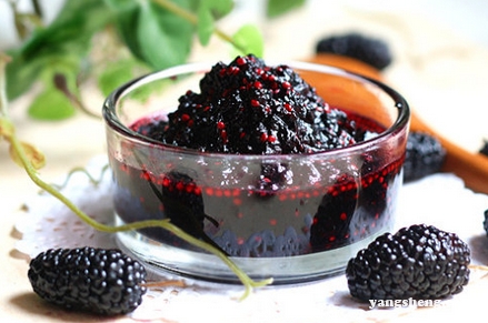 治疗白发最好的食补方法,小女孩有白发吃点什么食疗