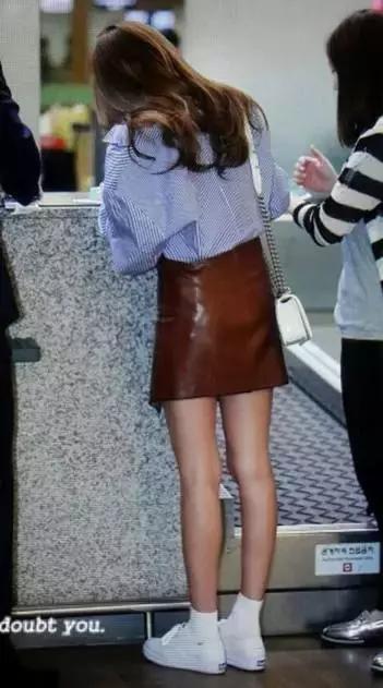 盘点小众又平价的明星同款潮鞋,不过时的经典版小白鞋