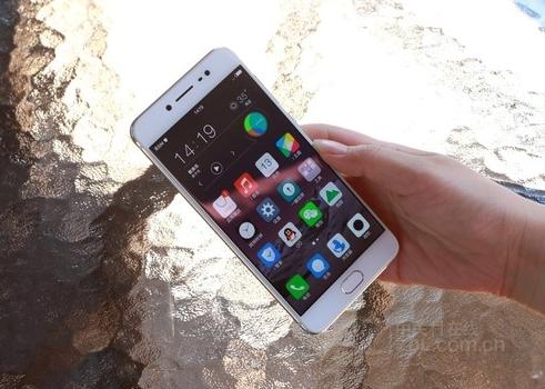 最不建议买的4款手机 (最不推荐买的五款手机)