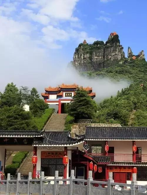 爱旅游的宜昌人不一定知道,出行用它据说能省好几千元!