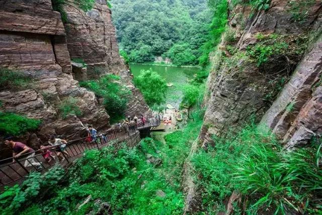 悬泉飞瀑的风景图,悬泉山瀑布在什么地方