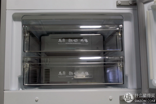 哈,你家的冰箱能安装QQ斗地主吗?