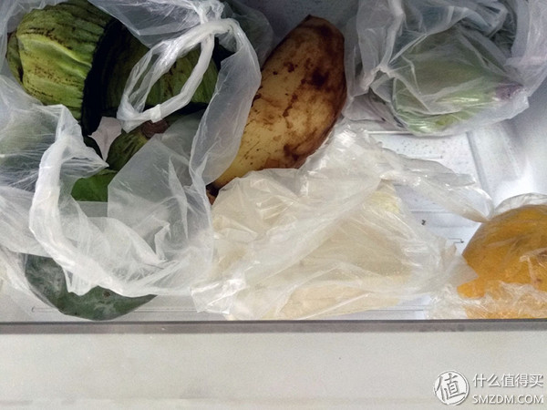 哈,你家的冰箱能安装QQ斗地主吗?