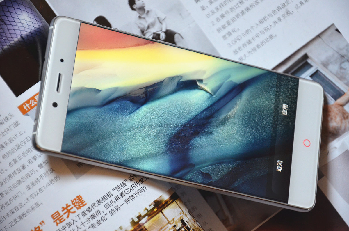 搭载骁龙820,4G+64G,跑分13万!努比亚Z11体验