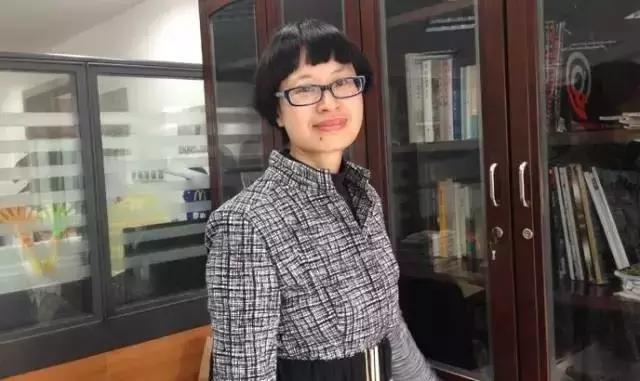 资深媒体人如何看“宅代洗”事件与“铅笔道”的不专业？