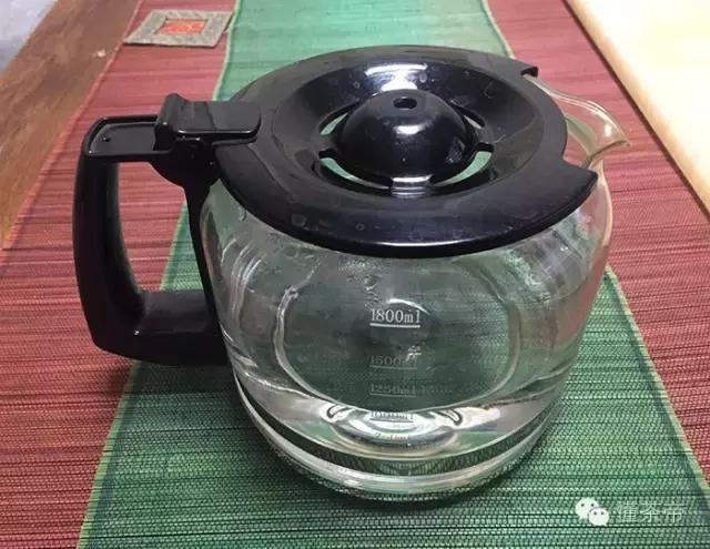 自来水泡茶怎么水绿了,自来水泡茶泡的次数多