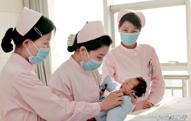 说说顺产和剖腹产的真实感受,给大家分享顺产经历