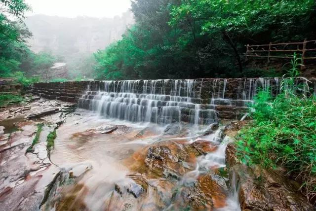 悬泉飞瀑的风景图,悬泉山瀑布在什么地方