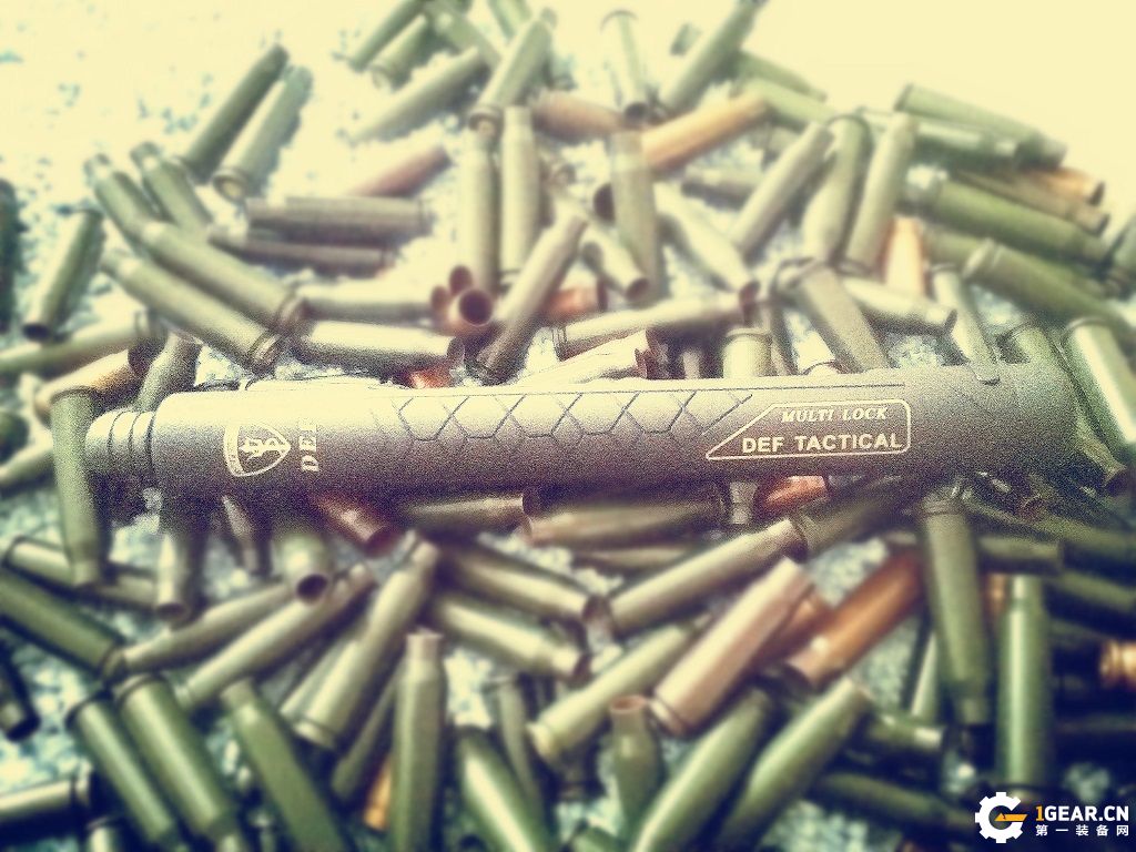 捍卫者机械甩棍,弘安机械棍使用感受