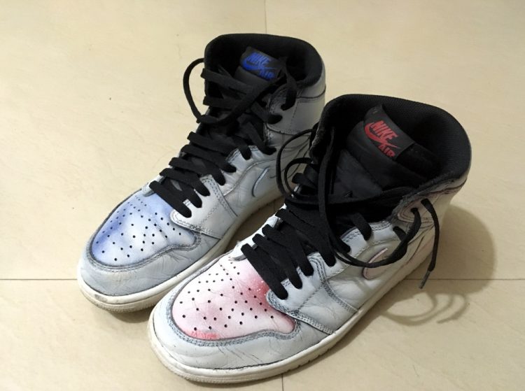 aj1禁穿黑红樱木,aj1倒钩藤原浩低帮真假