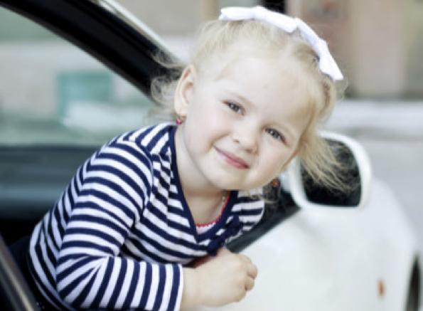 一岁多宝宝晕车什么症状,一岁宝宝晕车呕吐怎么办