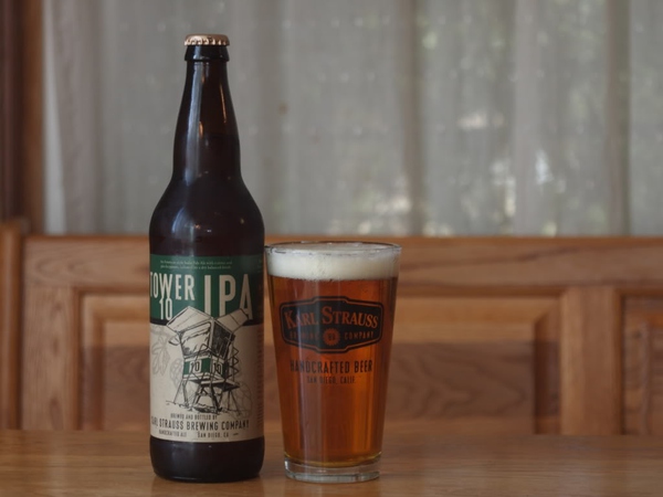 第一次去酒吧怎么穿搭女生,去酒吧怎么装老手