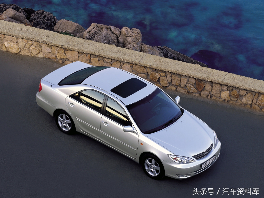 第一代丰田佳美2.4进口版,2004款原装进口丰田佳美