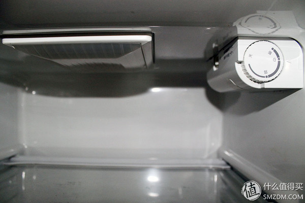 哈,你家的冰箱能安装QQ斗地主吗?