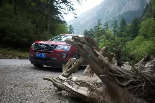 先定一个小目标，比方说先来辆福特探险者