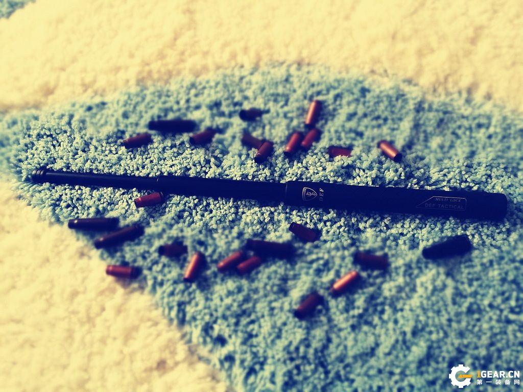 捍卫者机械甩棍,弘安机械棍使用感受