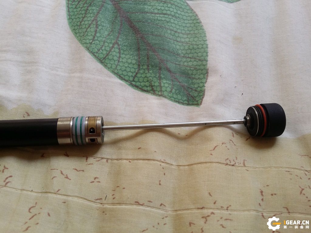 捍卫者机械甩棍,弘安机械棍使用感受