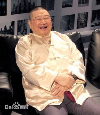 昔日玉女，义无反顾嫁渣男，49岁无儿女养猫代替孩儿