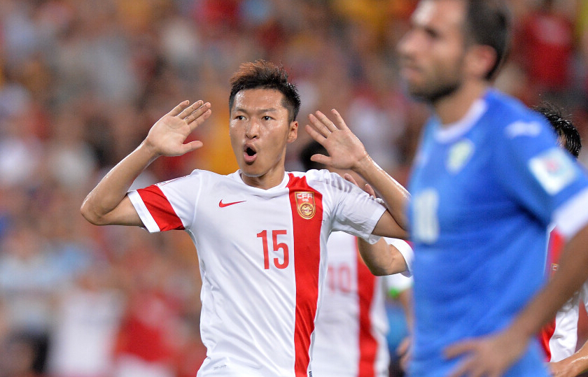 中国篮球收入高还是足球收入高,中国足球和篮球哪个工资更高