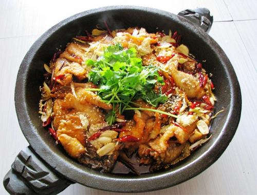 石锅鱼底料配方和做法,石锅鱼的配料都有哪些