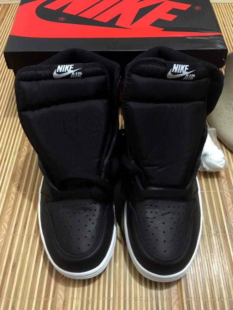 aj1禁穿黑红樱木,aj1倒钩藤原浩低帮真假