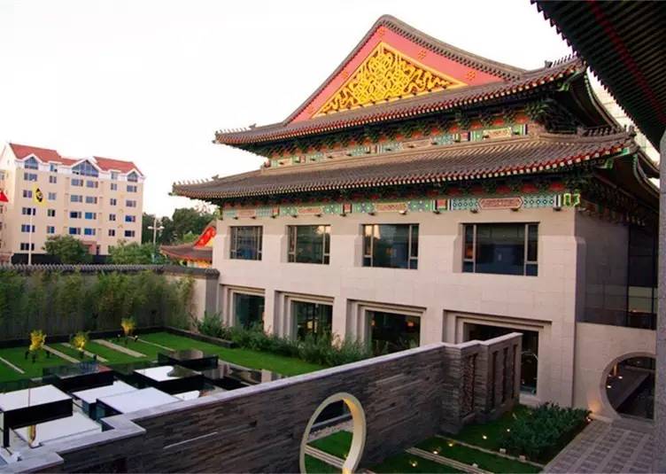 各大酒楼中秋订餐火爆,聚会美食推荐餐厅大包房