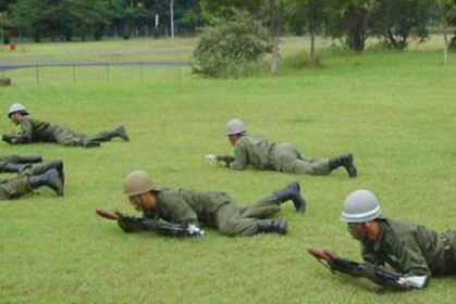 中国高校军训震惊国外,国内军训震惊国外