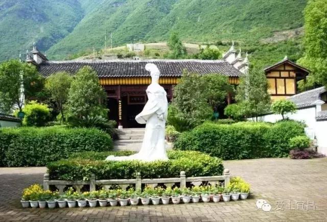 爱旅游的宜昌人不一定知道,出行用它据说能省好几千元!