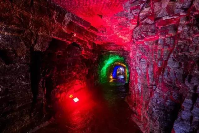 悬泉飞瀑的风景图,悬泉山瀑布在什么地方