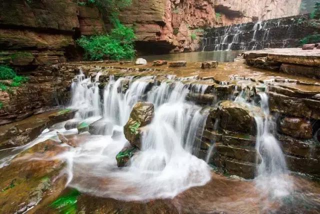 悬泉飞瀑的风景图,悬泉山瀑布在什么地方