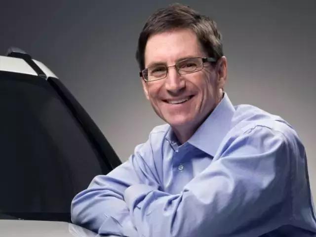 先定一个小目标，比方说先来辆福特探险者