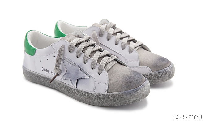 秋冬日系小白鞋怎么搭配,秋冬必备的一双百搭鞋