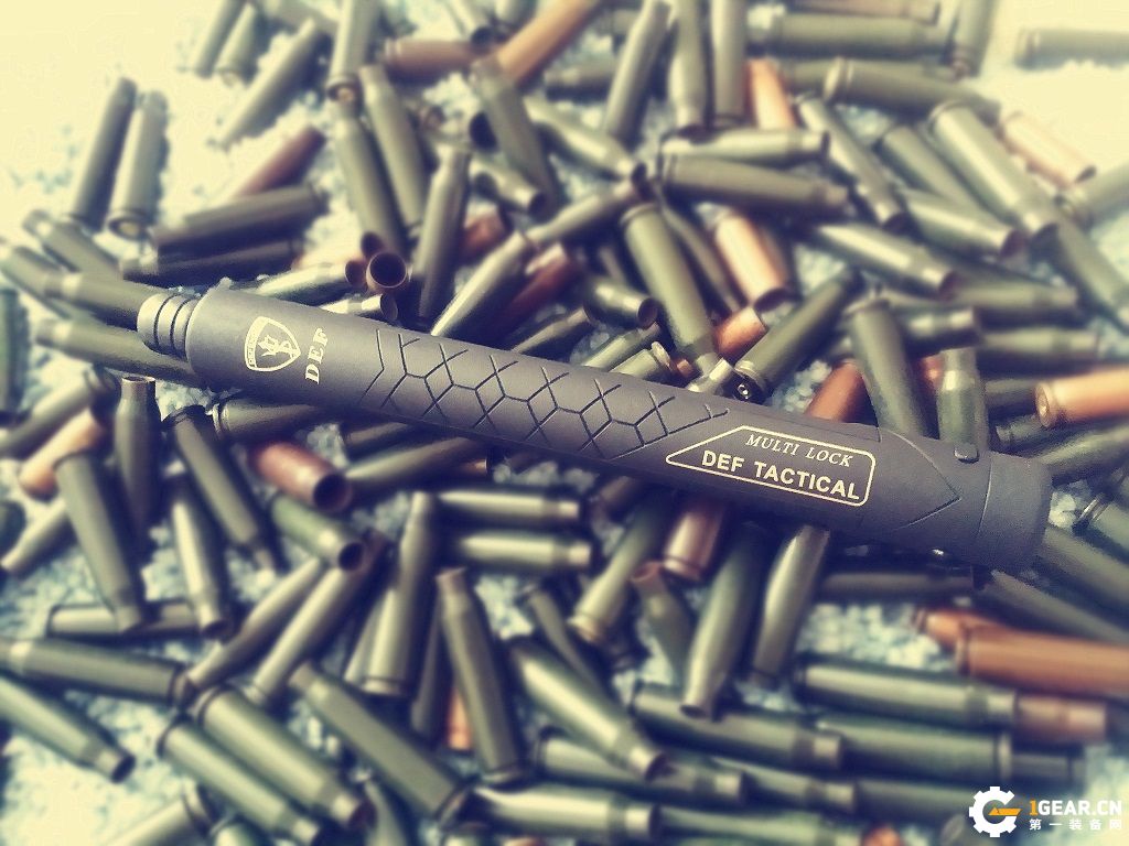 捍卫者机械甩棍,弘安机械棍使用感受