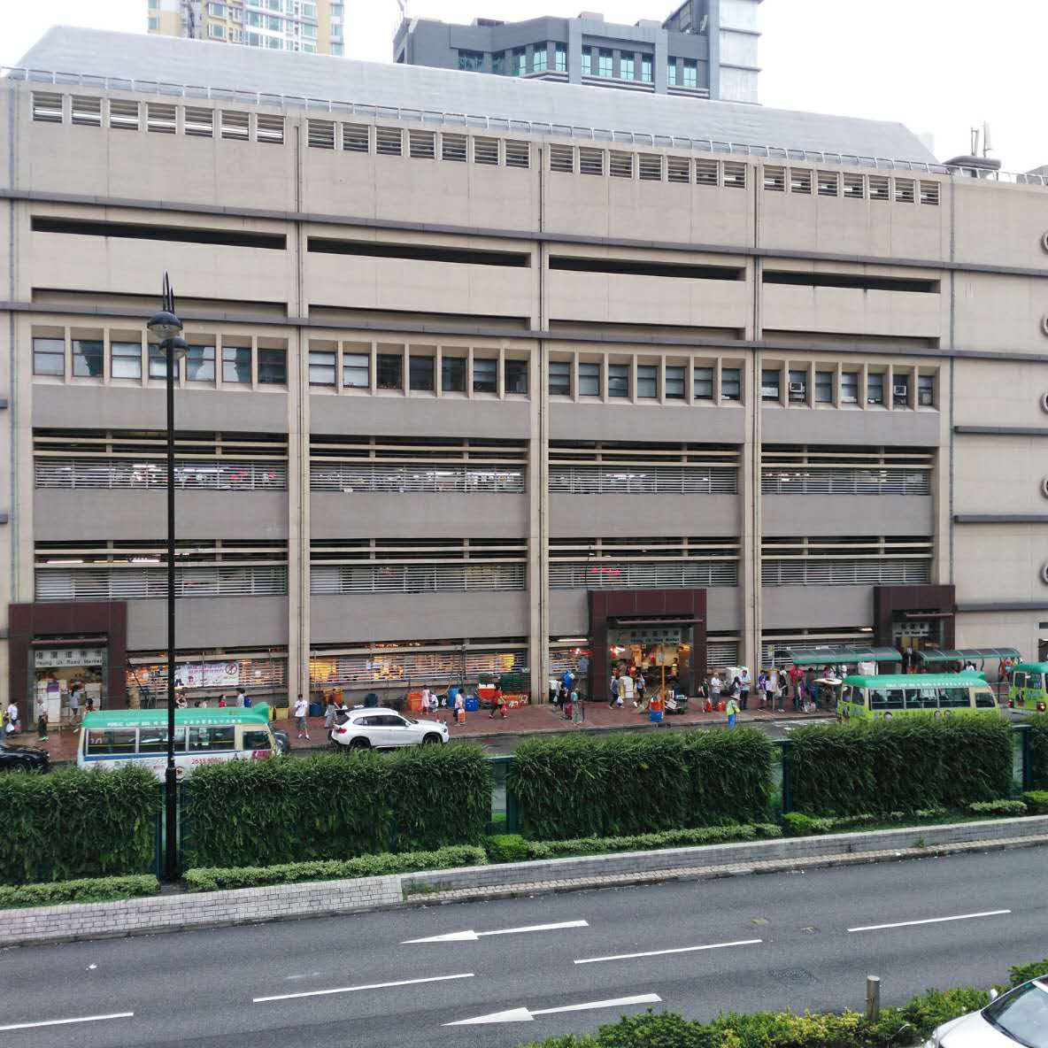 半个小时深圳去香港，就去还没被代购占领的荃湾，尽情吃吃买买