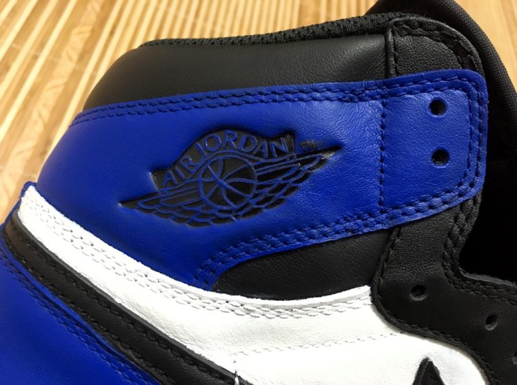 aj1禁穿黑红樱木,aj1倒钩藤原浩低帮真假